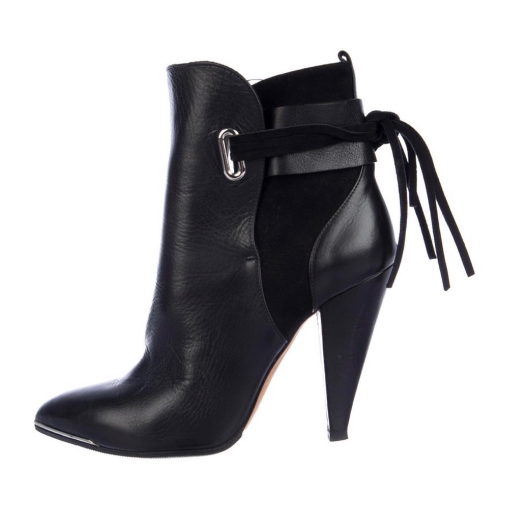 IRO Leather and Suede boot with ties. Size 40